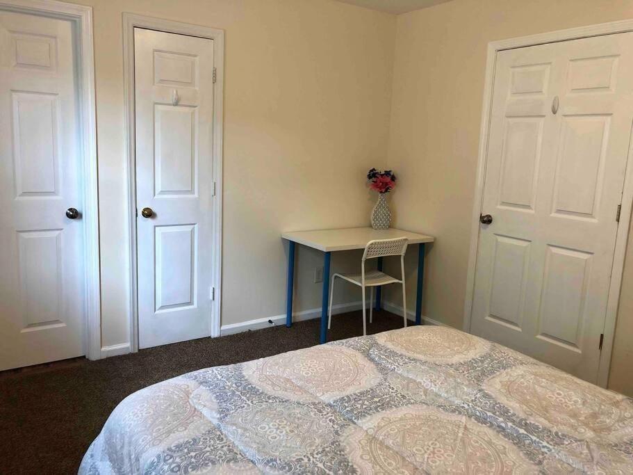 Welcomingtownhome - King Bed - Long Term Stays - Unc Chapel Hill Exterior photo